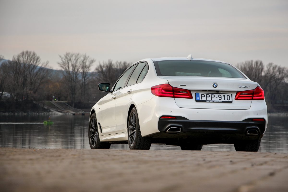 BMW 5-ÖS SOROZAT