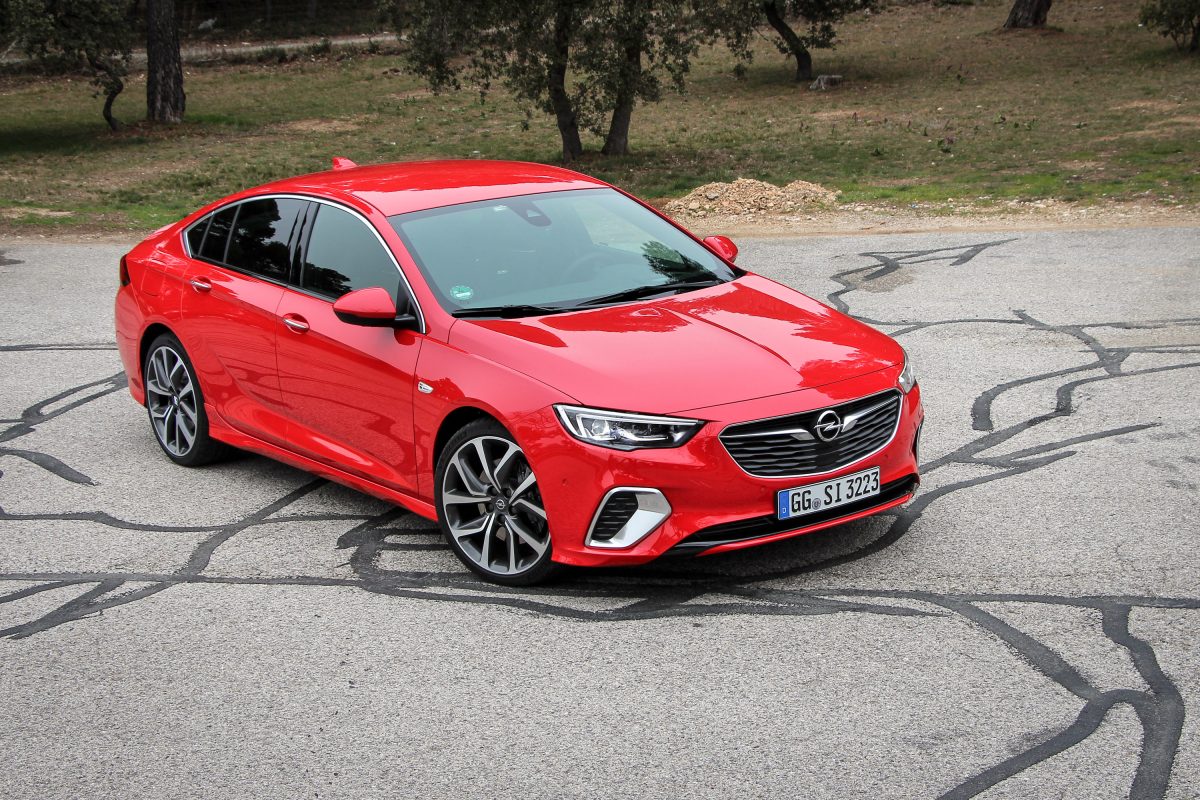 OPEL INSIGNIA