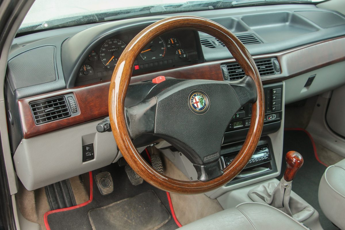 ALFA ROMEO 155