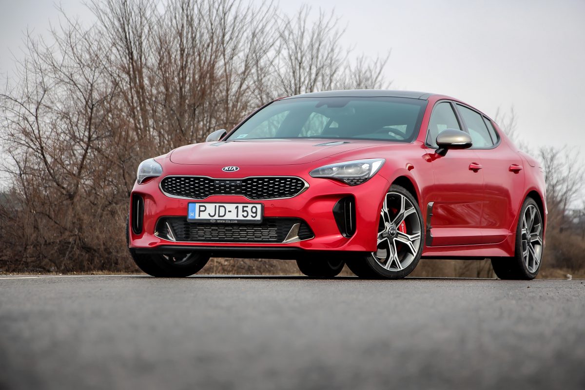 KIA STINGER