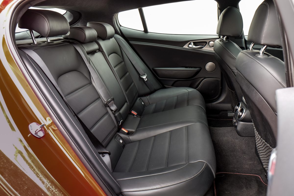 KIA STINGER
