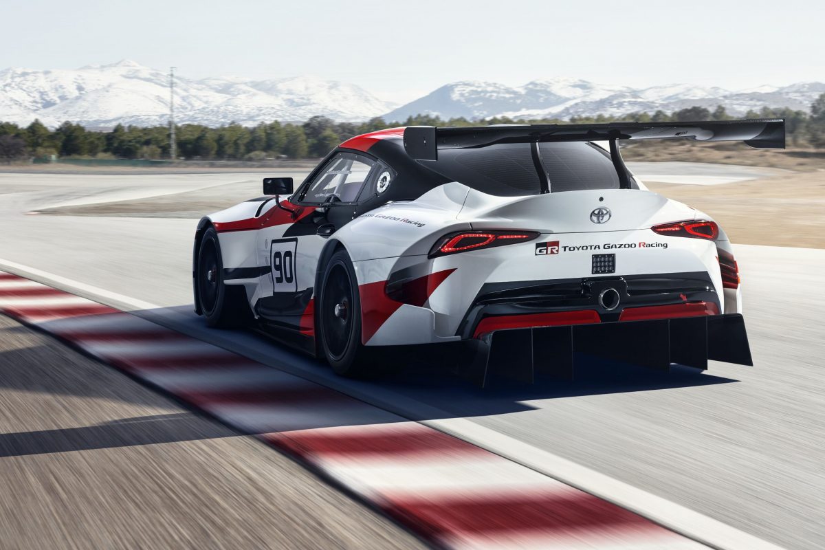 TOYOTA SUPRA