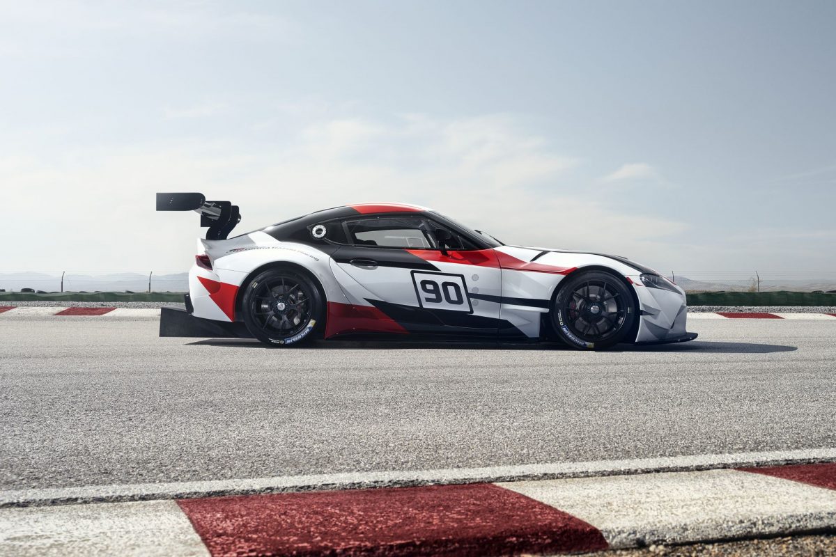 TOYOTA SUPRA