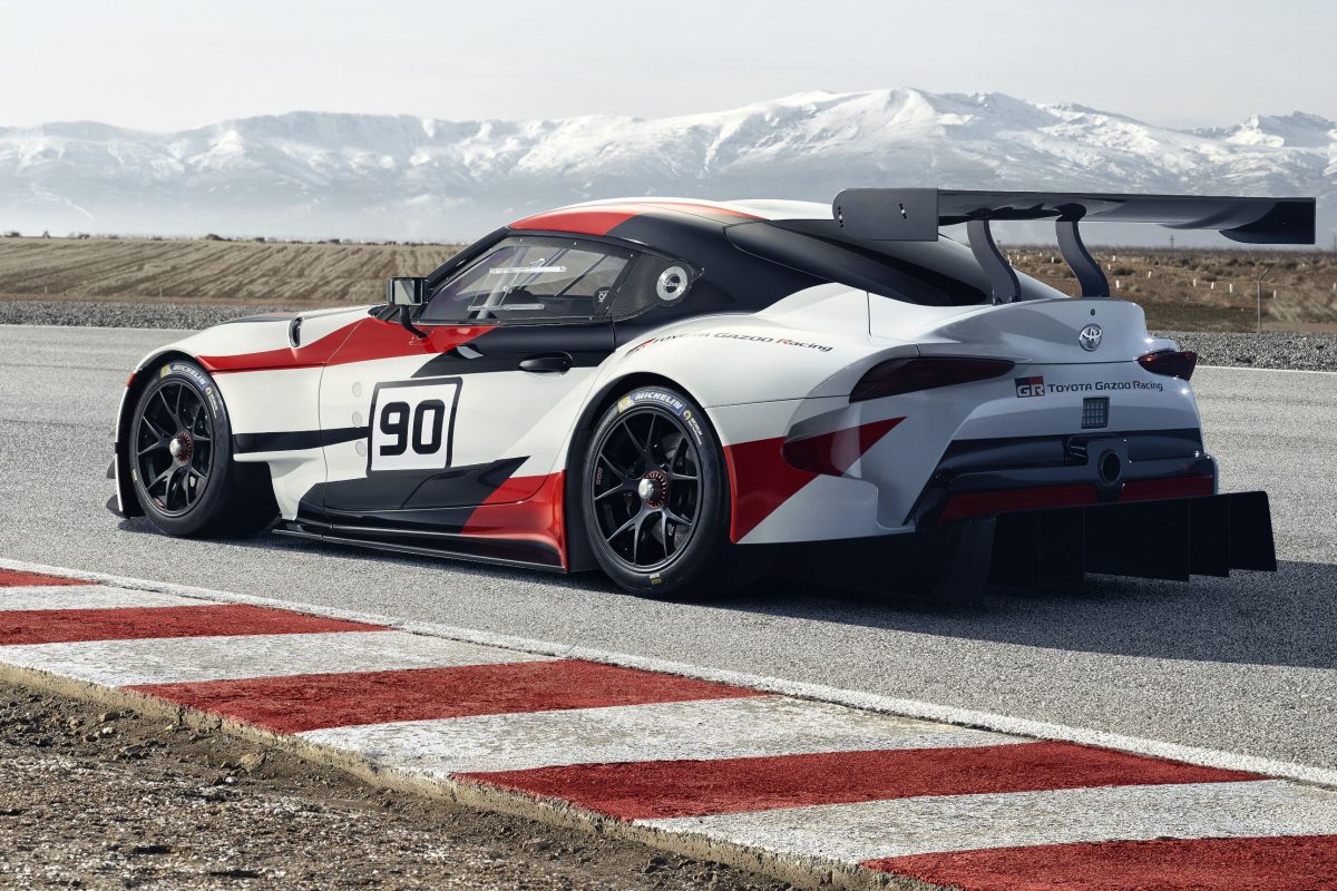 TOYOTA SUPRA