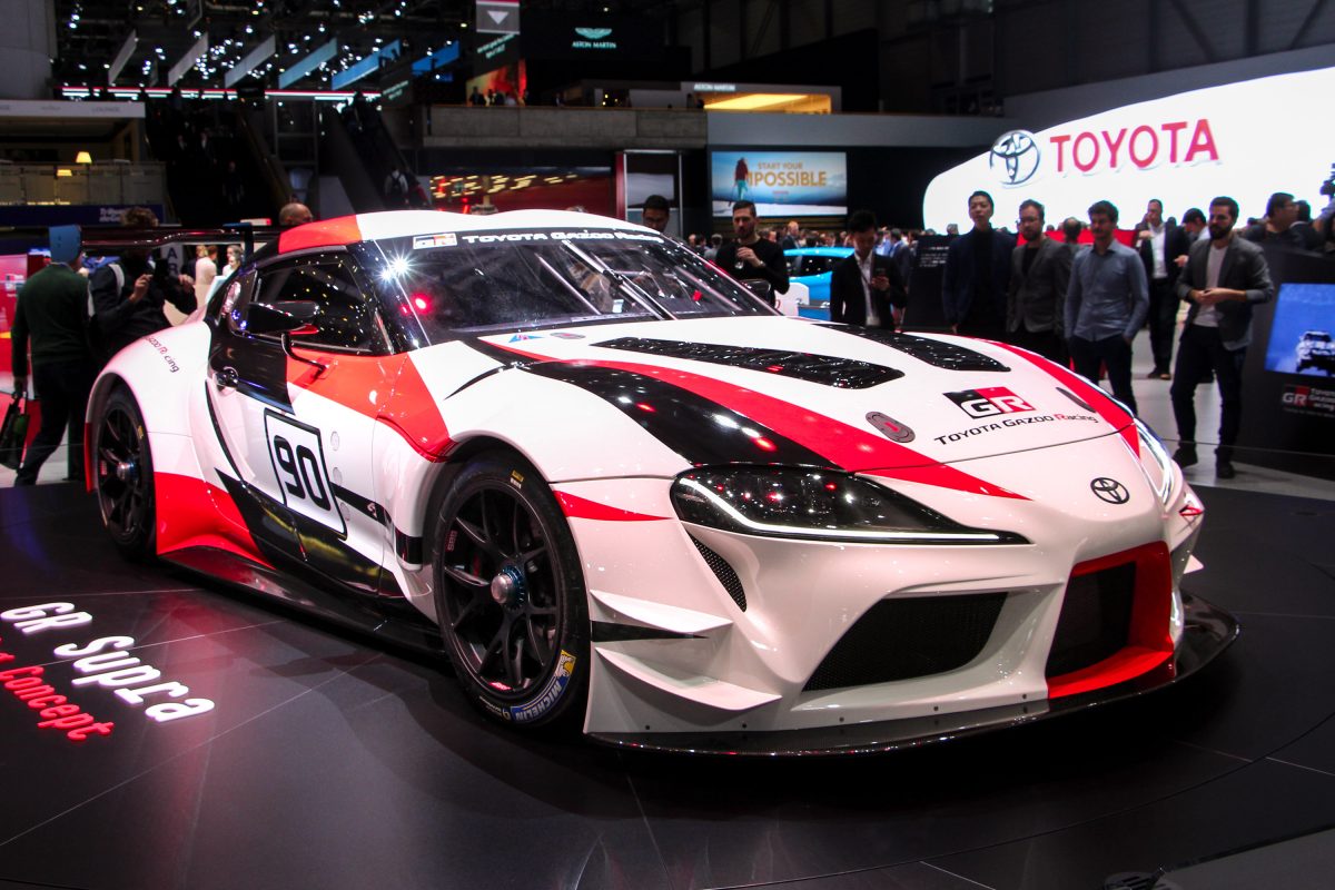 TOYOTA SUPRA