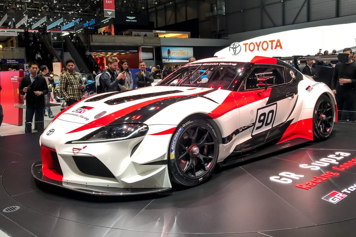 TOYOTA SUPRA