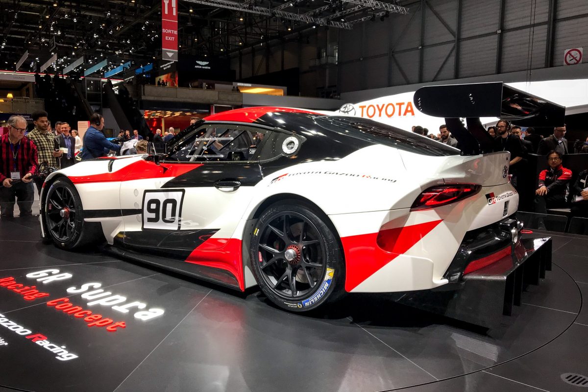 TOYOTA SUPRA