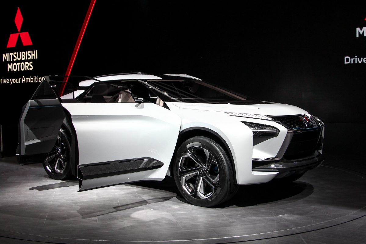 MITSUBISHI OUTLANDER