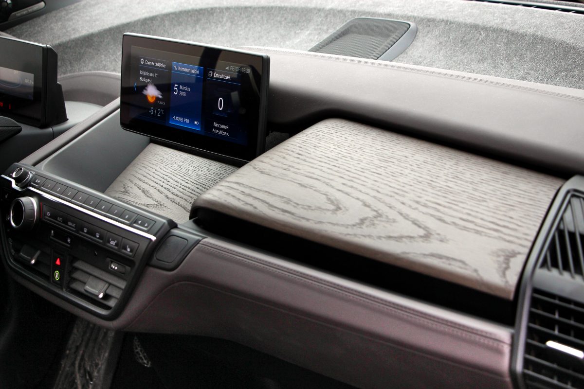 BMW I3
