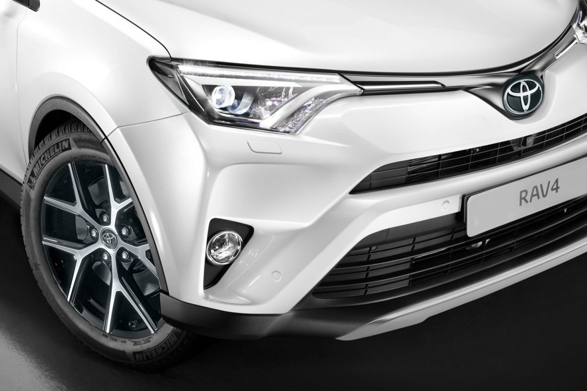 TOYOTA RAV 4