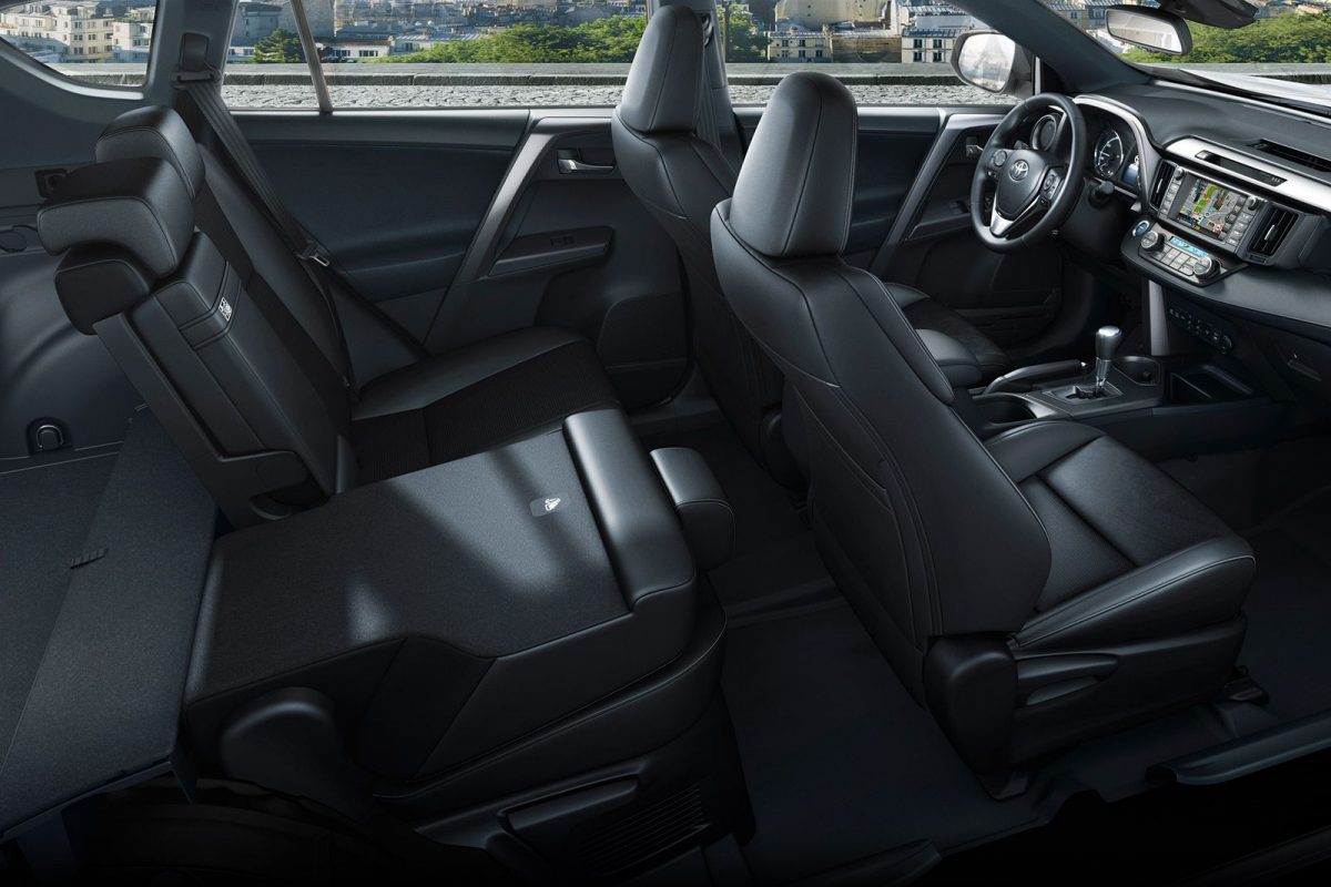 TOYOTA RAV 4