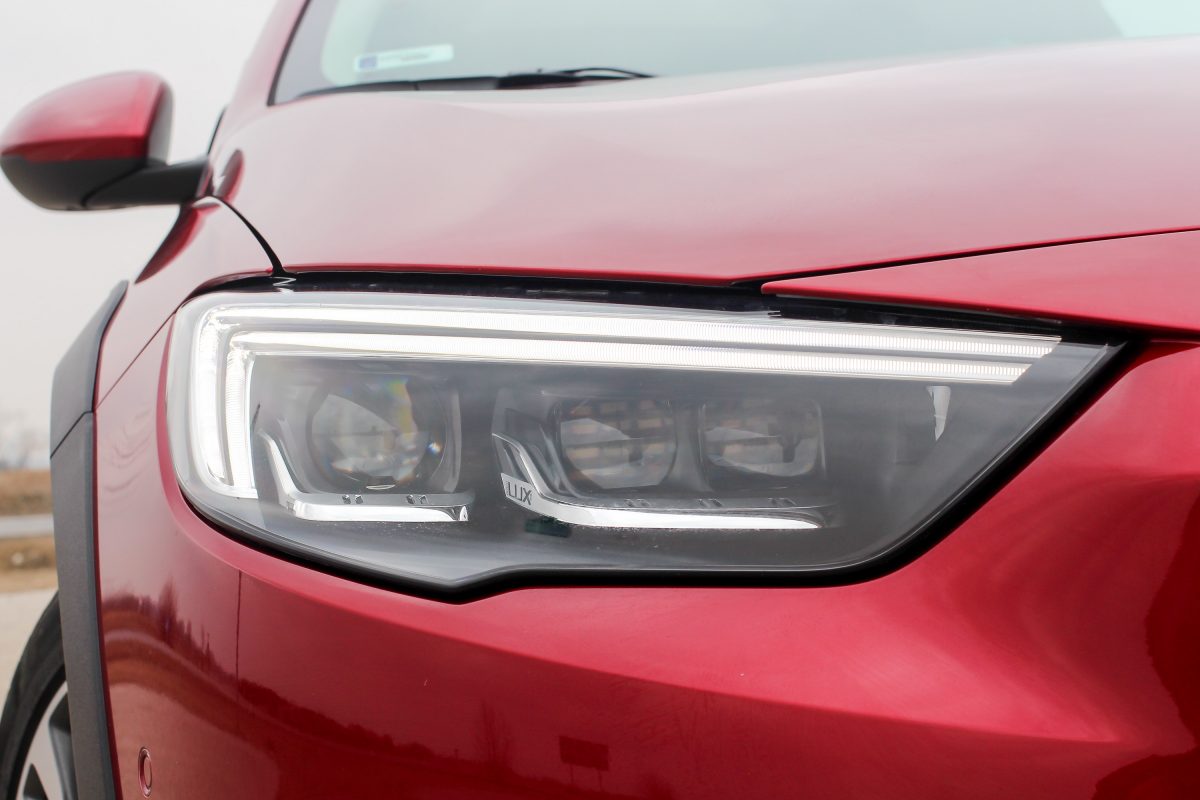 OPEL INSIGNIA