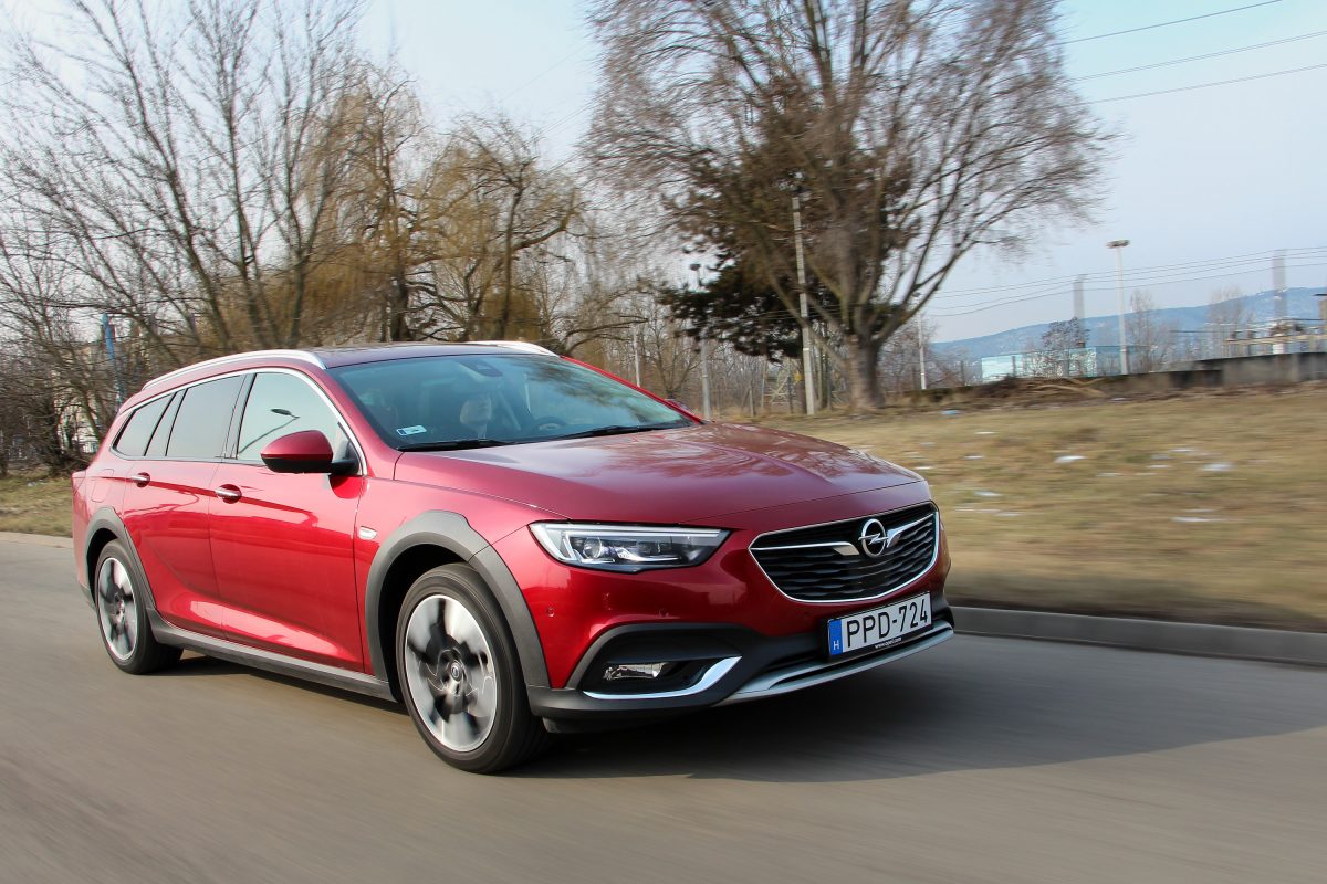 OPEL INSIGNIA