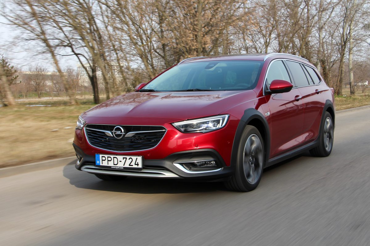 OPEL INSIGNIA
