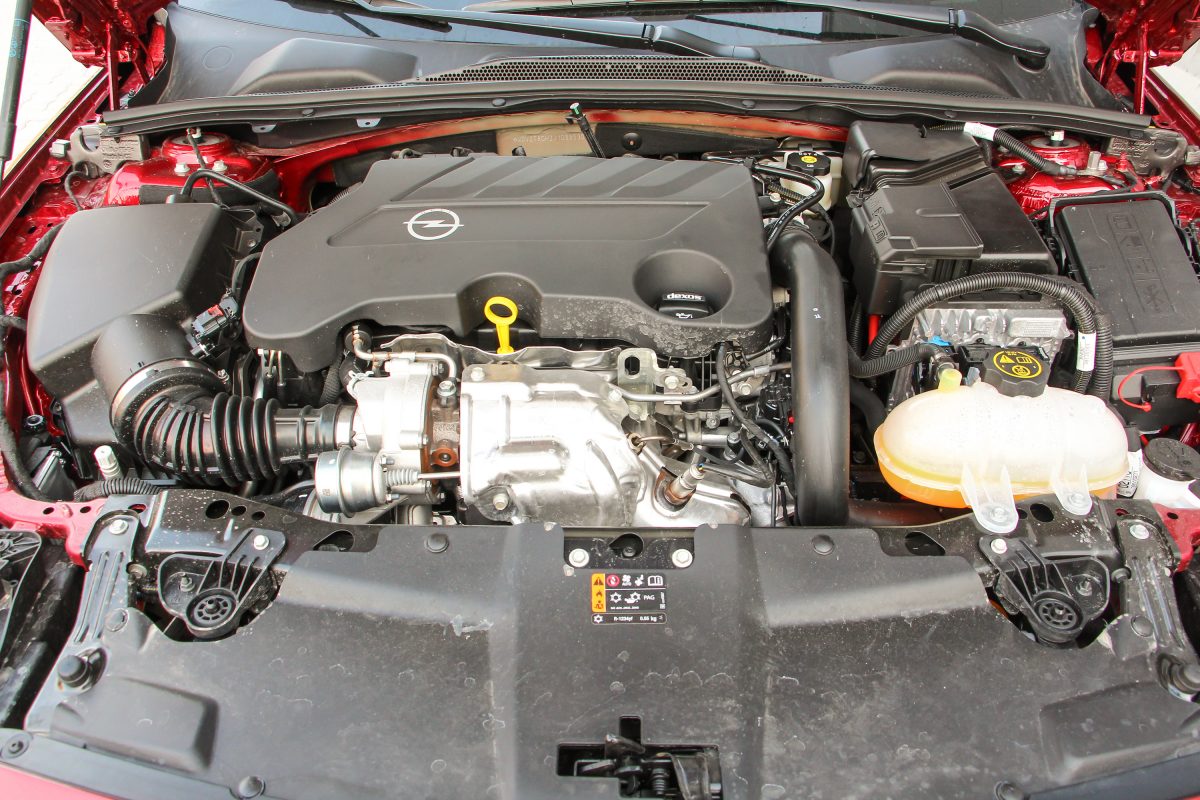 OPEL INSIGNIA