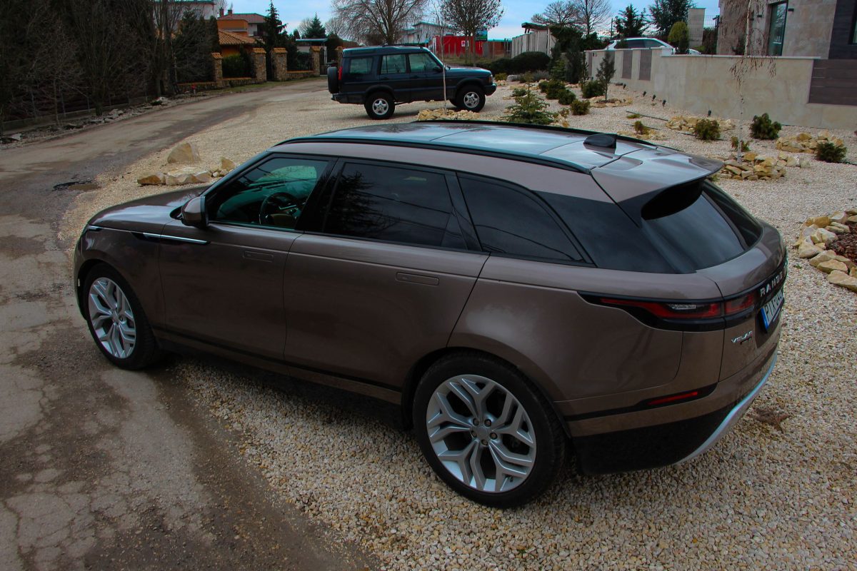 LAND ROVER RANGE ROVER VELAR