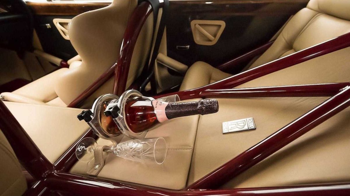 ROLLS-ROYCE SILVER SHADOW