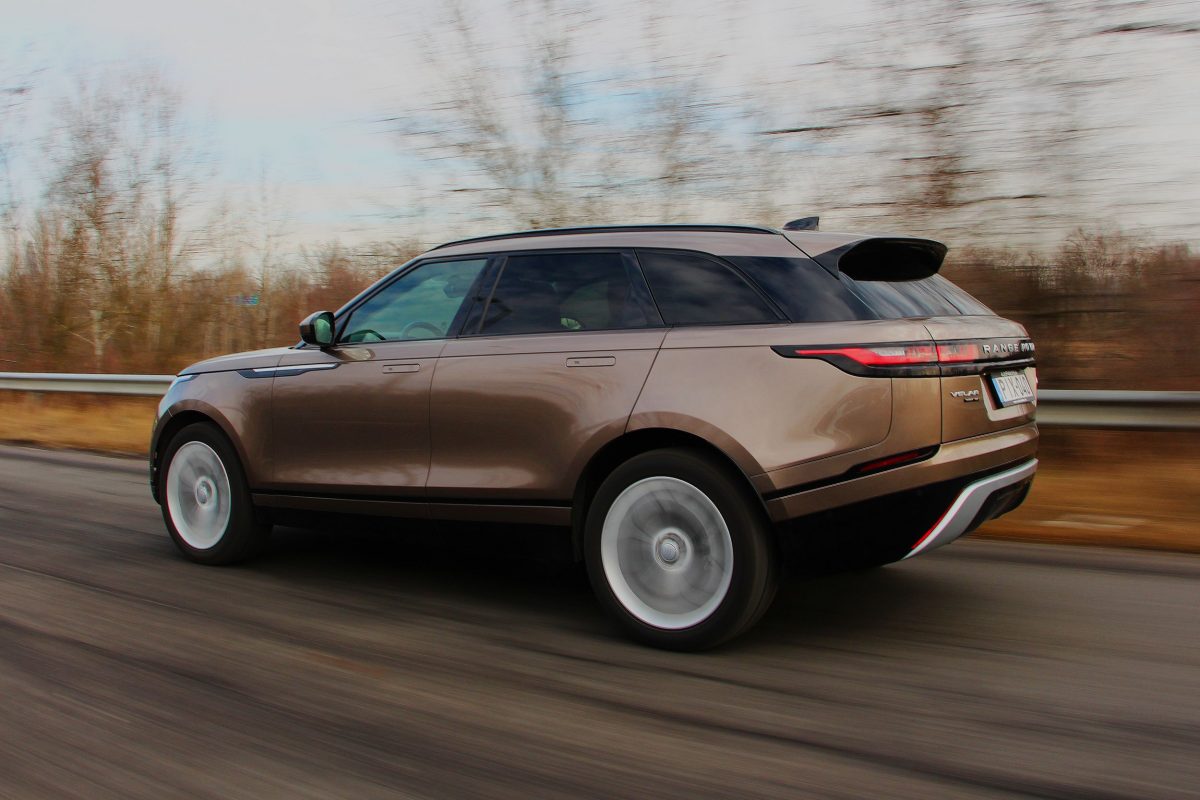 LAND ROVER RANGE ROVER VELAR
