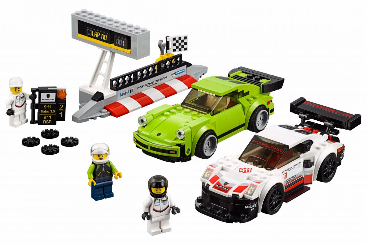 PORSCHE 911