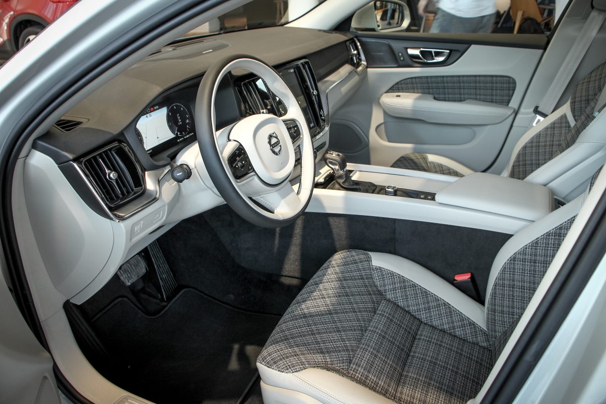 VOLVO V60