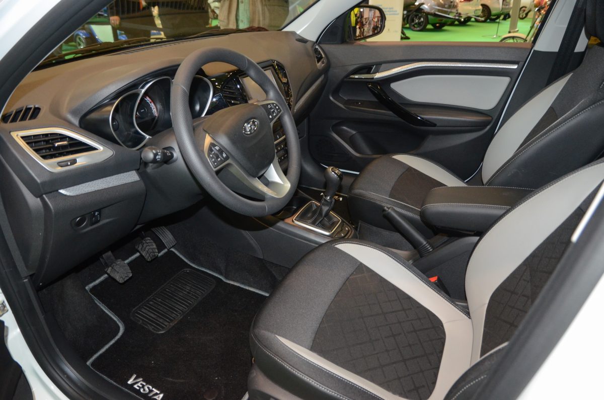 LADA VESTA