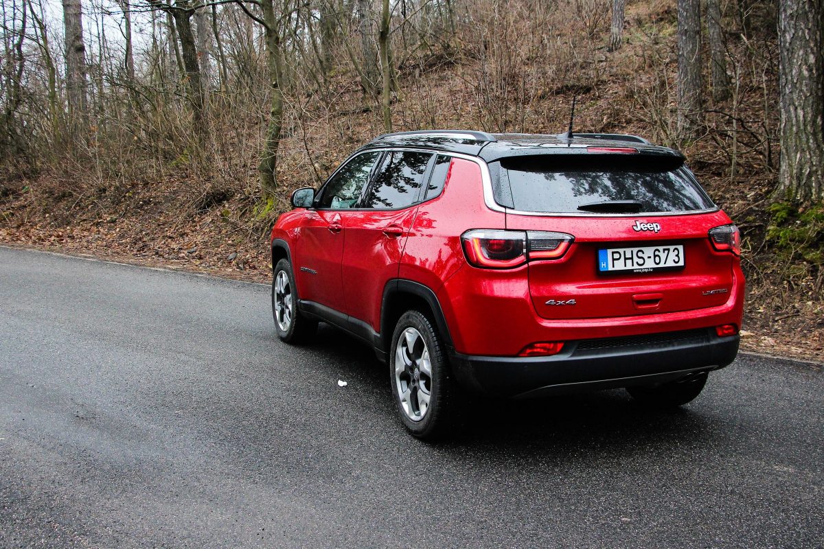 JEEP COMPASS