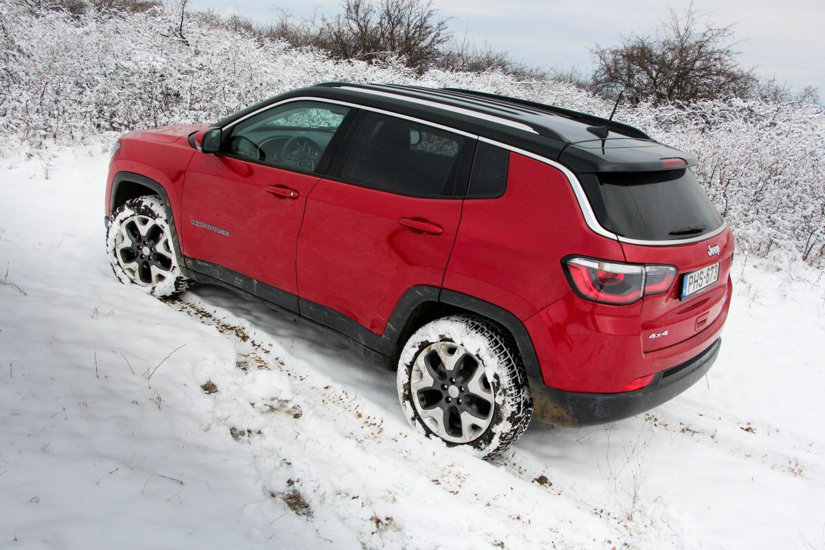 JEEP COMPASS