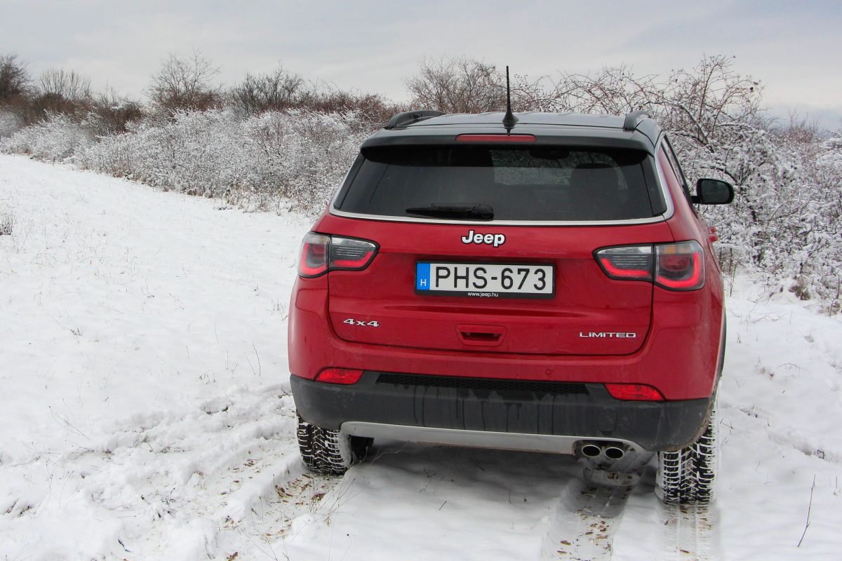 JEEP COMPASS