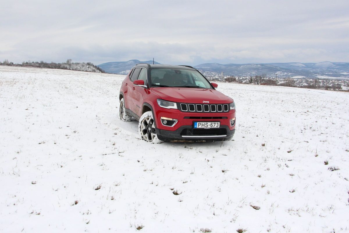 JEEP COMPASS