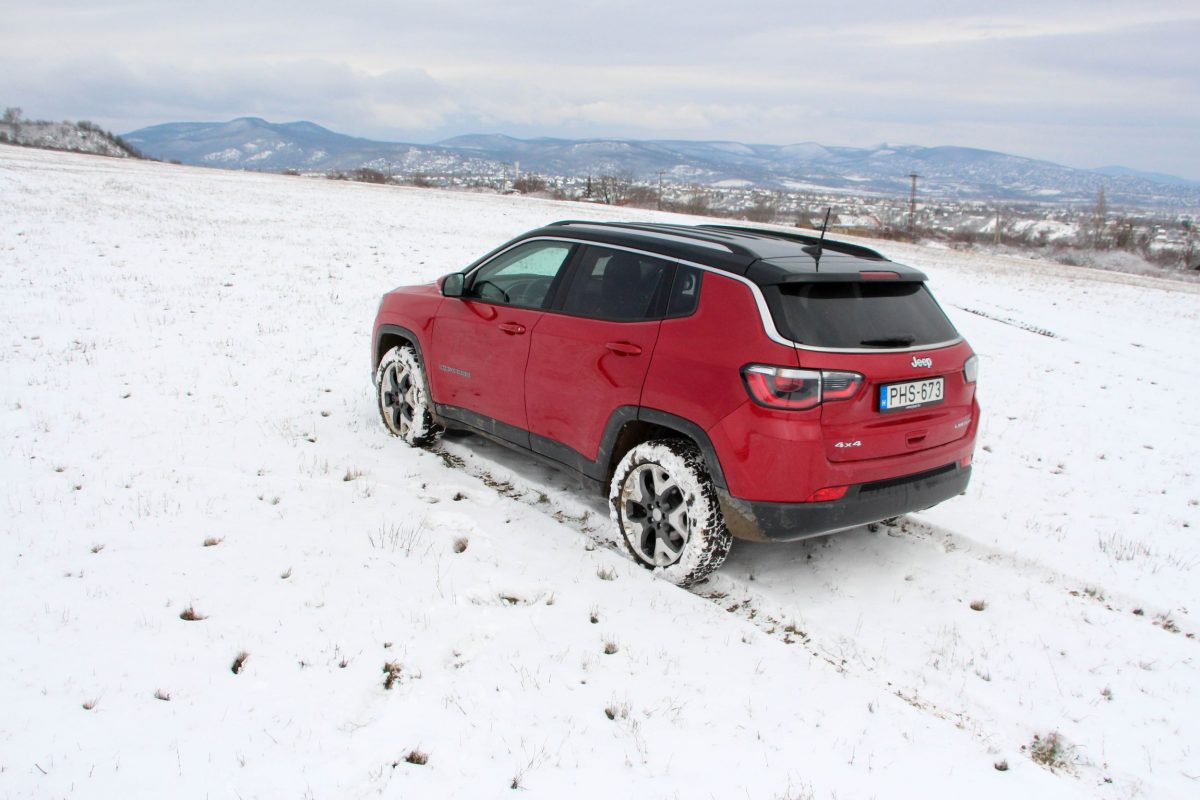JEEP COMPASS