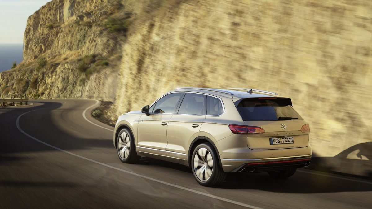 VOLKSWAGEN TOUAREG
