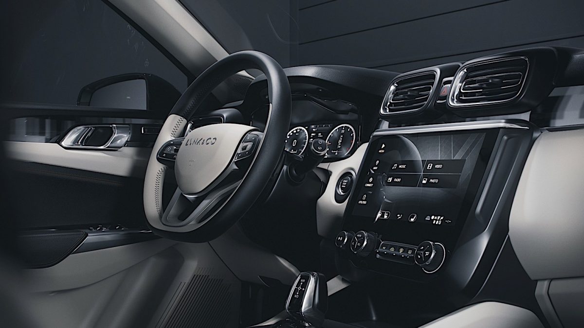 VOLVO