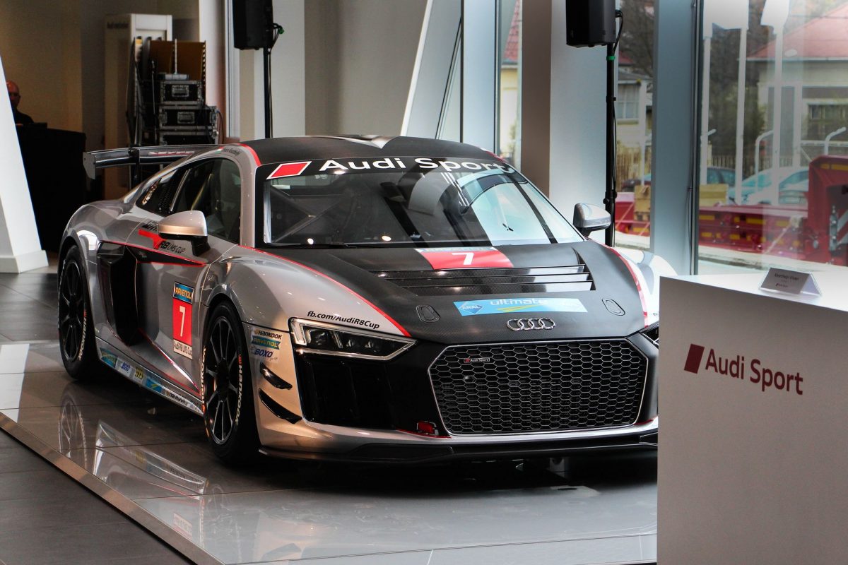 AUDI