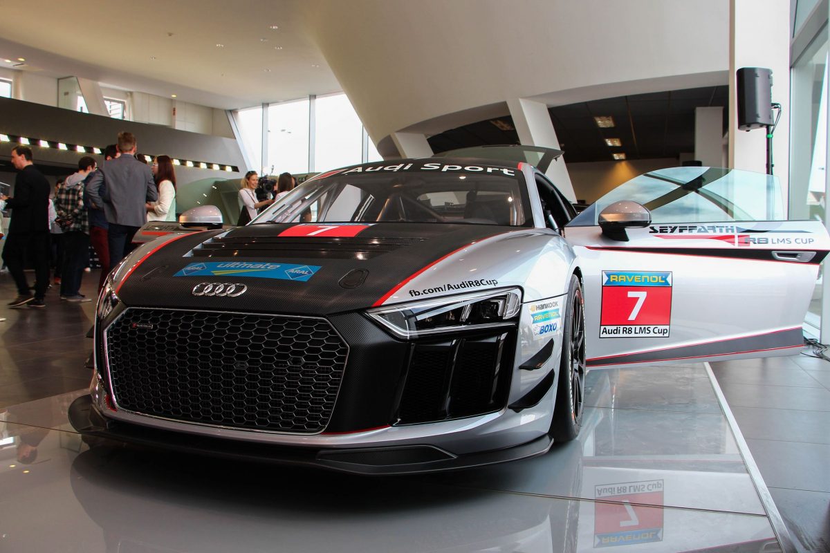 AUDI