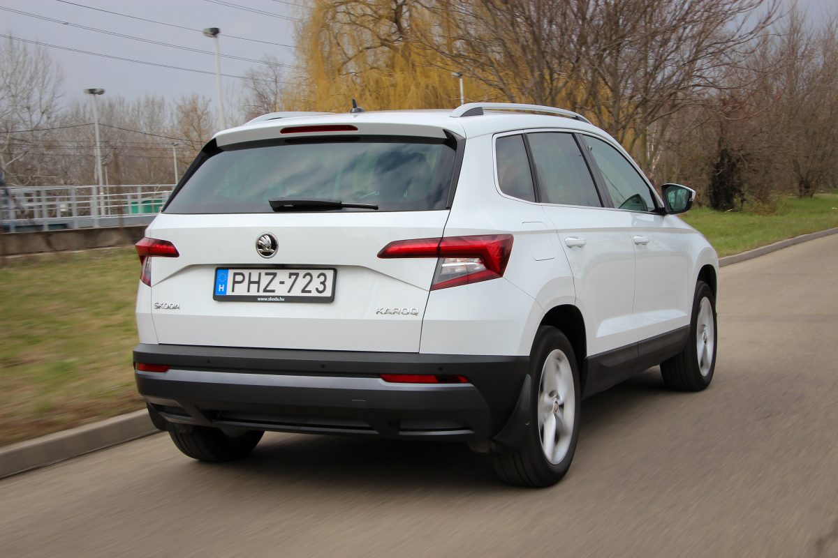SKODA KAROQ