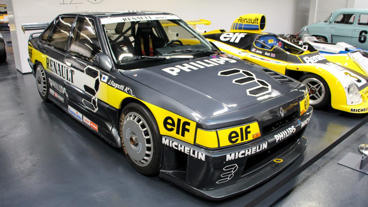 RENAULT