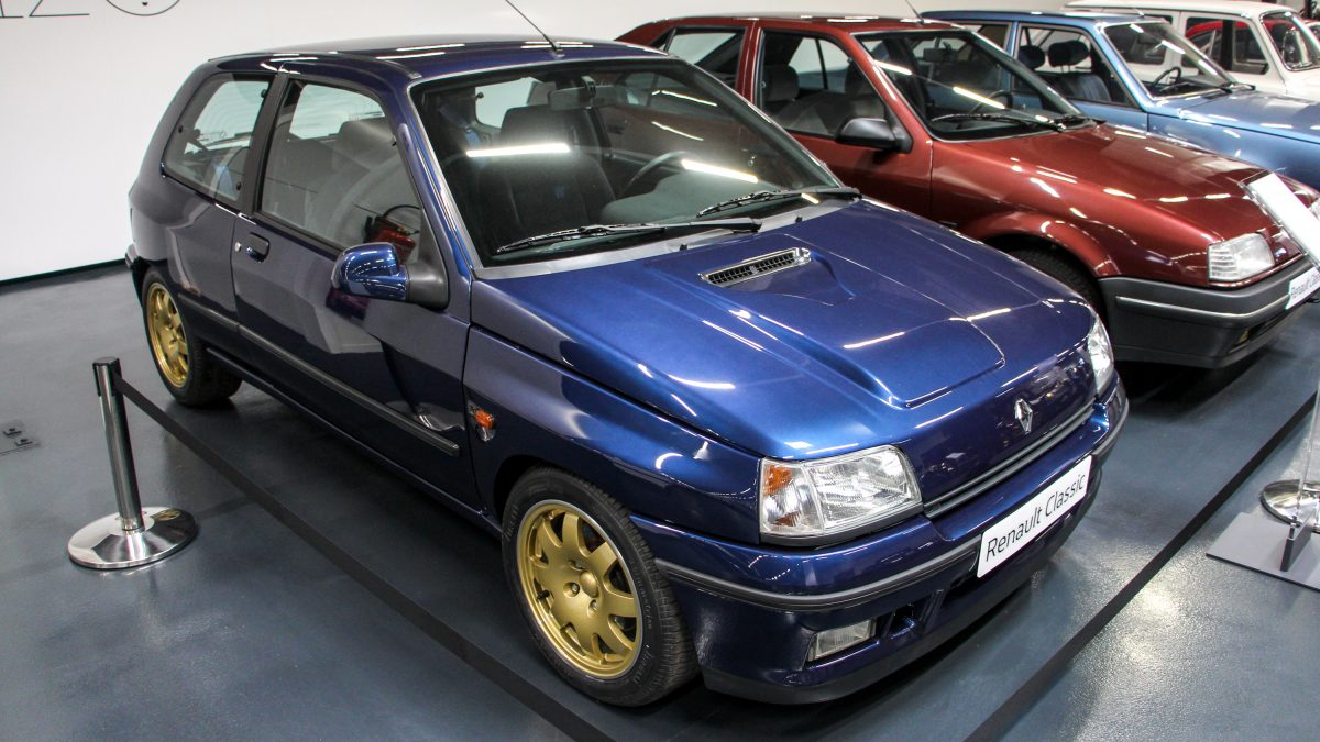 RENAULT