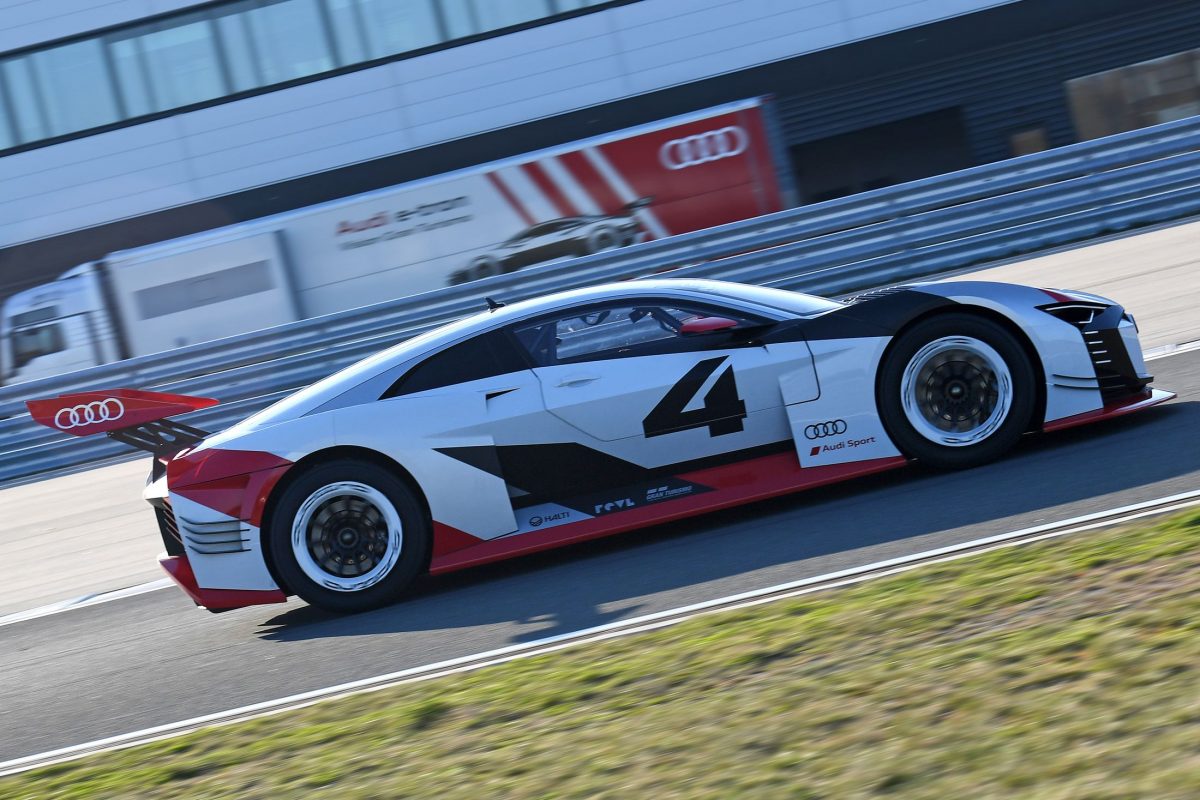 AUDI