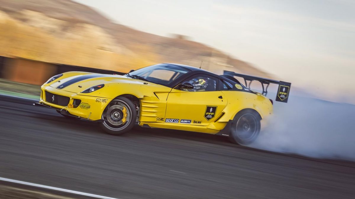 FERRARI 599