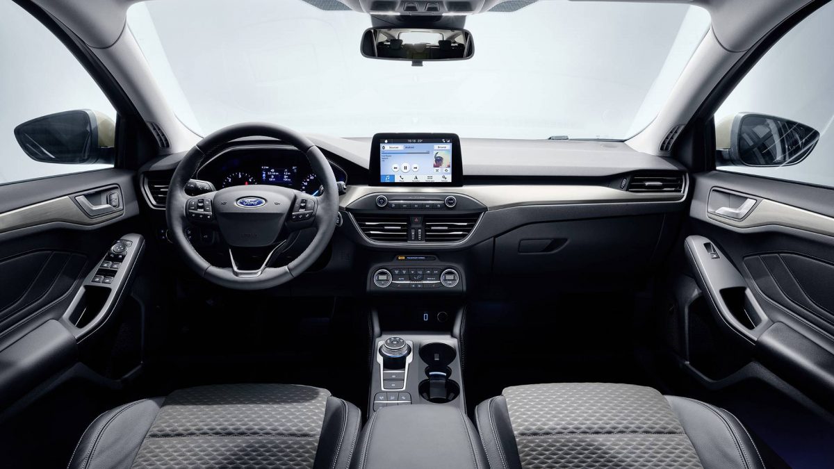 FORD FOCUS