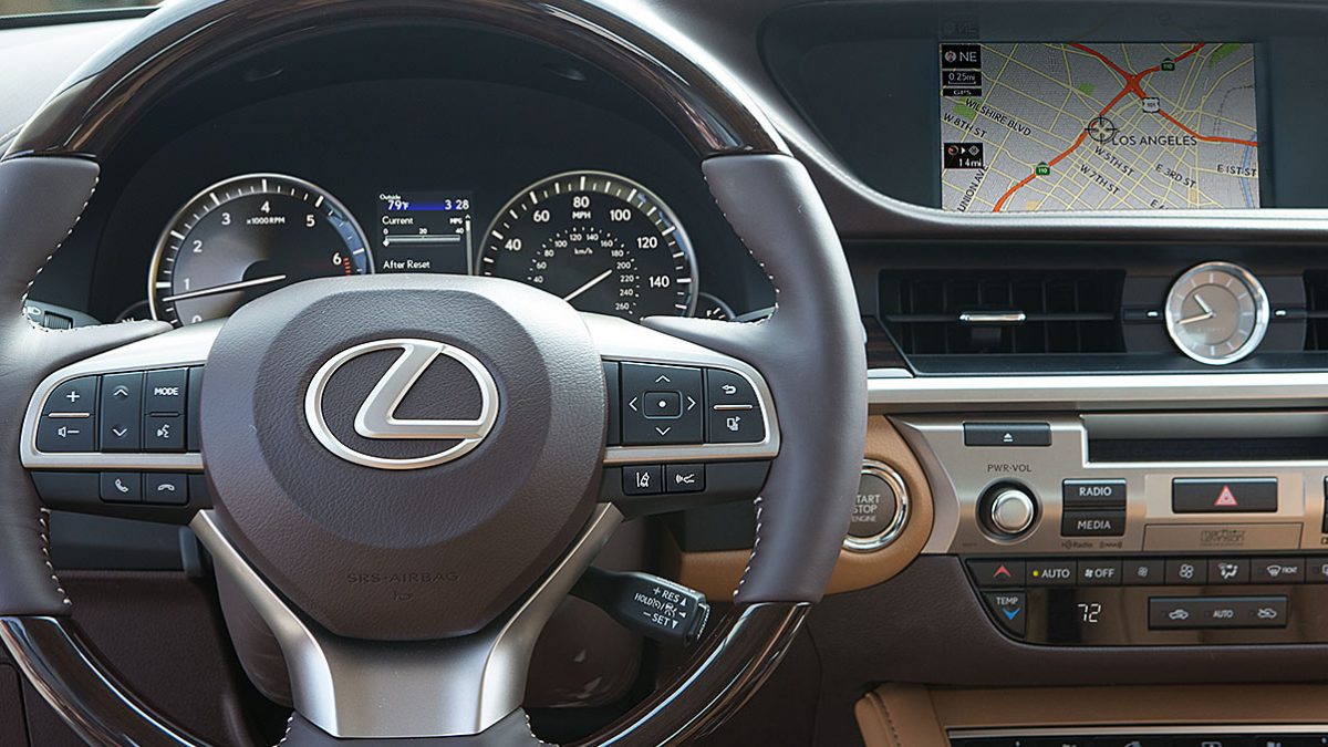 LEXUS
