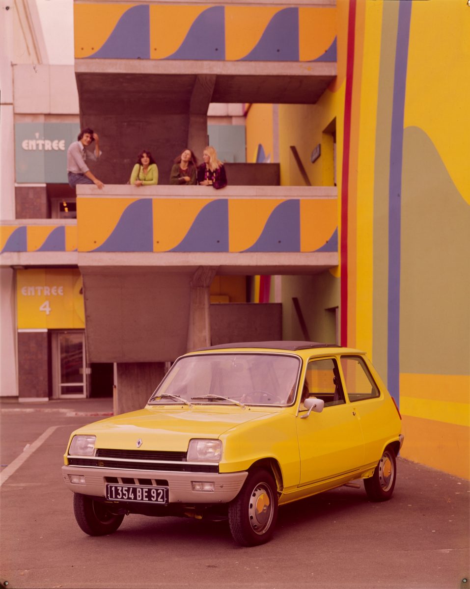 RENAULT