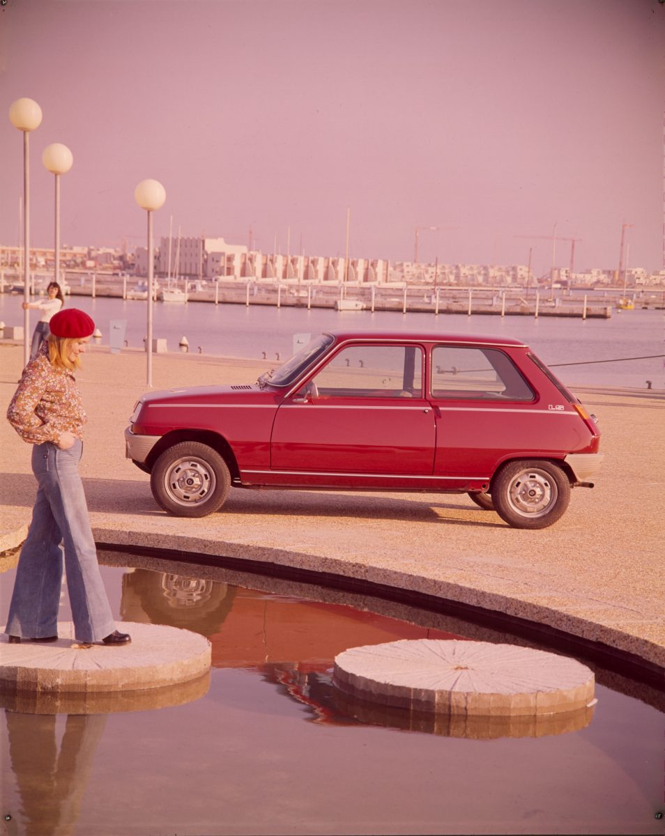 RENAULT