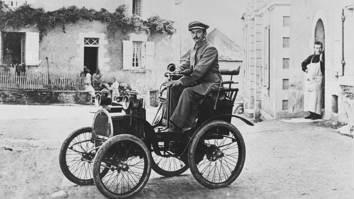 RENAULT