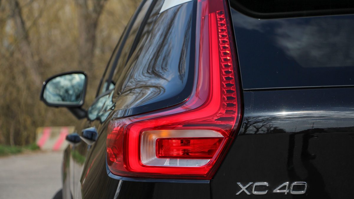 VOLVO