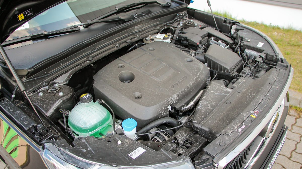 VOLVO