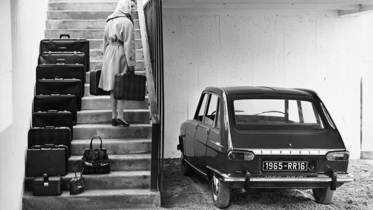 RENAULT R 16