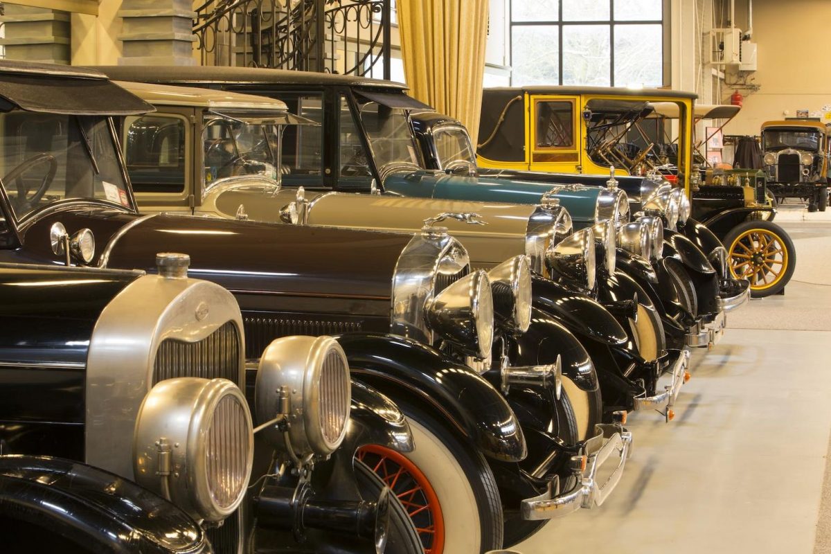 FORD