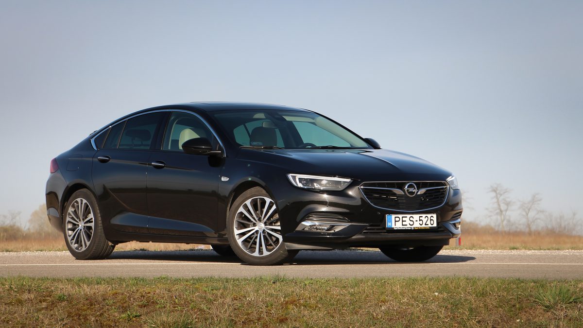 OPEL INSIGNIA