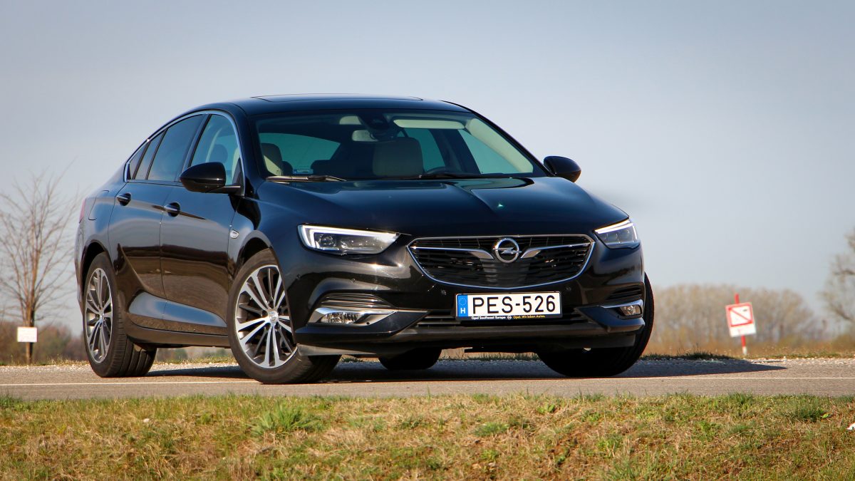 OPEL INSIGNIA